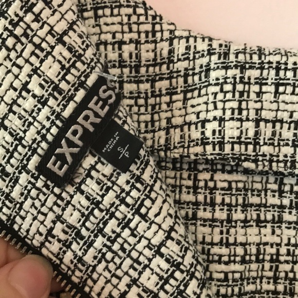 NWOT Express Classic Top - Picture 8 of 8